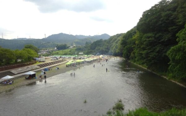 秋川橋河川公園