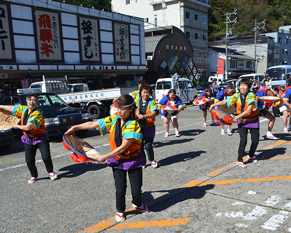 尾花沢花笠踊りお披露目隊