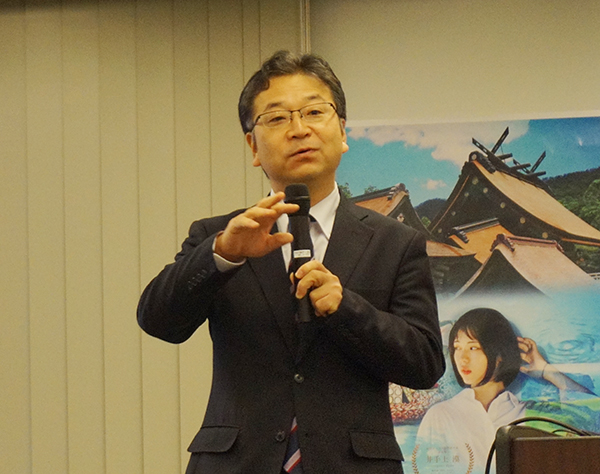 万九千神社の錦田剛志宮司