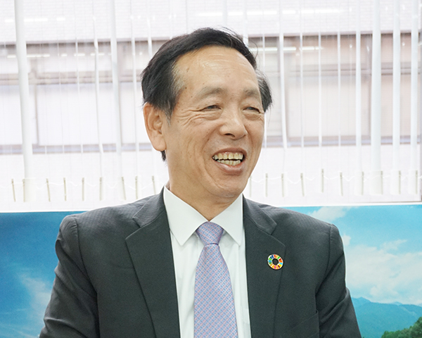 浪速熔材の河邊優社長