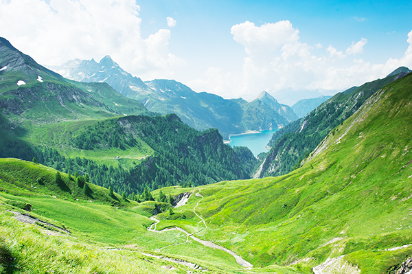 自然環境の厳しさが生む絶景