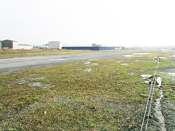 鶉野飛行場跡地