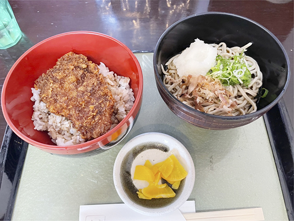 福井県・ソースかつ丼と越前そば