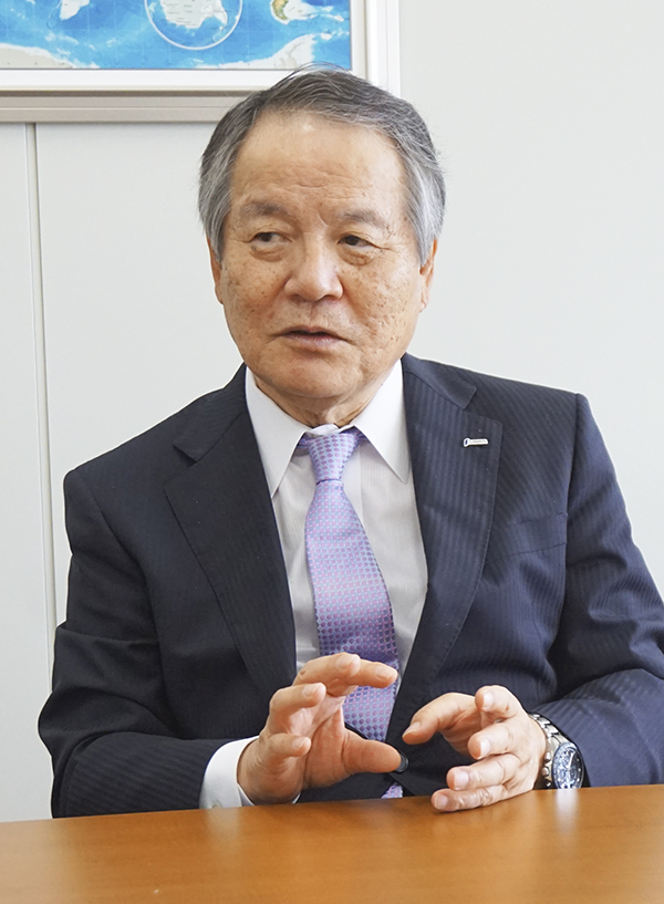 中間幹夫社長