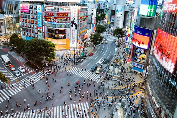 東京