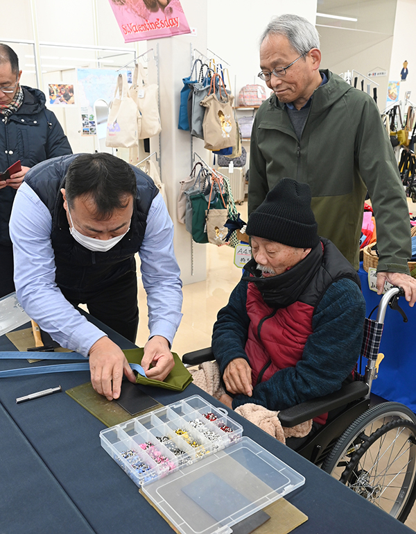 豊岡かばん直売所