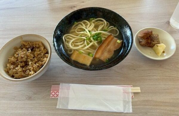 バスツアー中にいただいた宮古そば