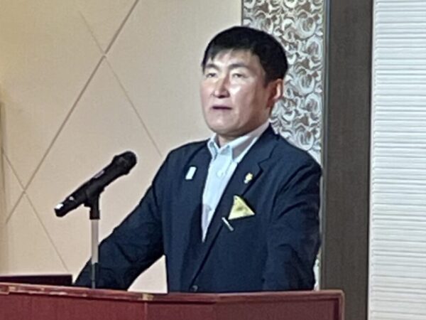 福原市長（写真提供：大館市）