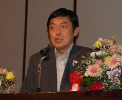 井手長官