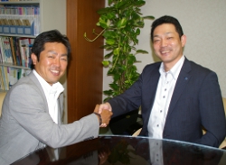 横山部長と山口次期部長